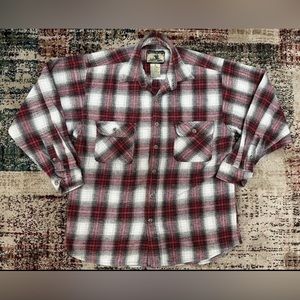 Field and Stream Flannel Shirt Plaid Red & White Heavy Cotton Adult Size M Thick